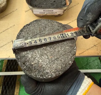 finished product for the metal briquette machine