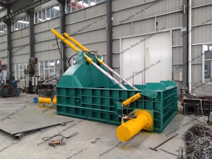 metal baling machine